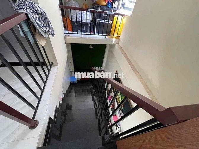 bán nhà 2,5 tầng đúc kiệt Huỳnh ngọc huệ sát đường chính