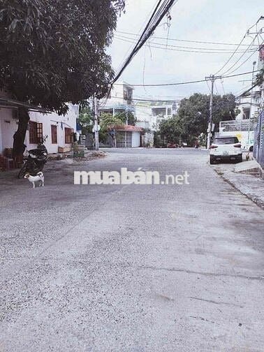 BÁN NHÀ GẦN BIỂN ĐƯỜNG NGUYỄN THỊ ĐỊNH