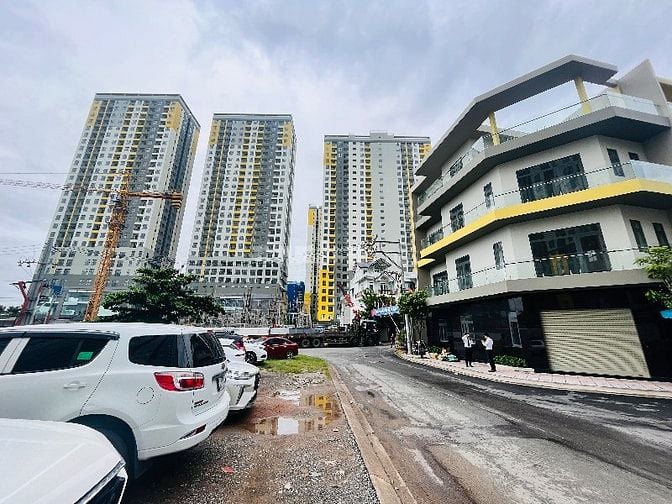 Bán Nhà 4 Tầng SHR Ngang Hiếm 6m: Thuận Tiện Vừa Ở Vừa Kinh Doanh 