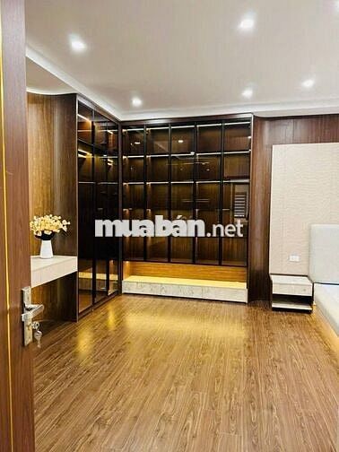 HÀNG ĐẸP TÂN MAI- 34mx4T,vị trí đắc địa,cho thuê 20tr giá chỉ hơn 6 tỷ