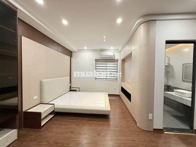 HÀNG ĐẸP TÂN MAI- 34mx4T,vị trí đắc địa,cho thuê 20tr giá chỉ hơn 6 tỷ