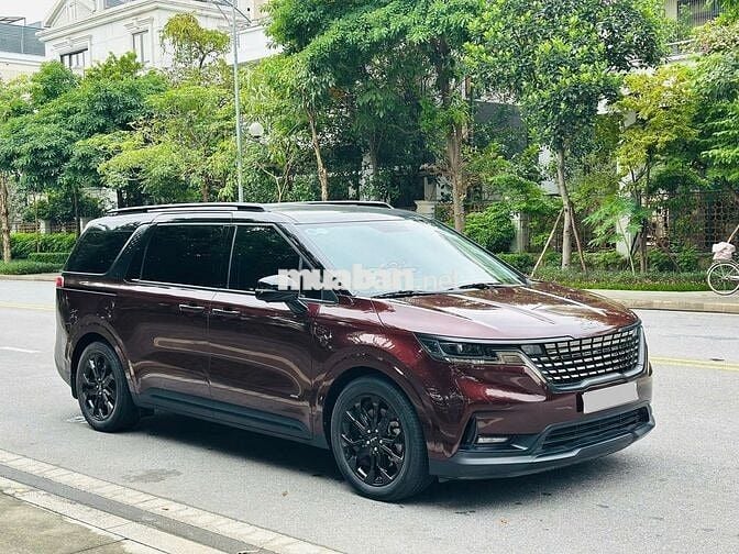 Kia Carnival 2022 2.2D Premium 7 chỗ - 50000 km