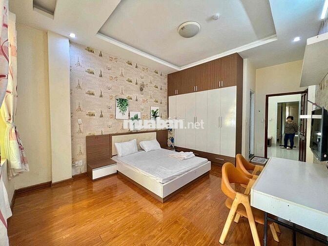 Cho Thuê Căn Hộ Tách Bếp Bancol Rộng 40m2 Gần Bigc Tô Hiến Thành Q10