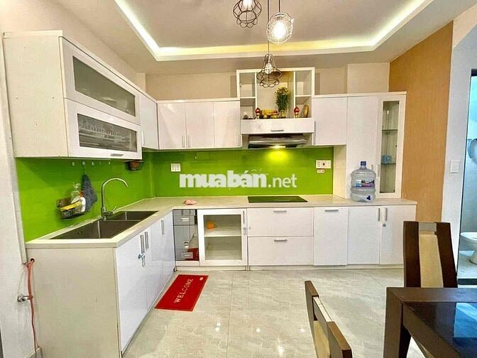 Bán nhà 4 tầng Trưng nữ vương cách đường 25m mở spa hợp lý