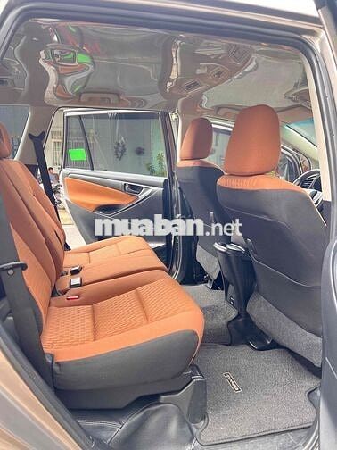 Toyota Innova 2018 2.0E - 67000 km