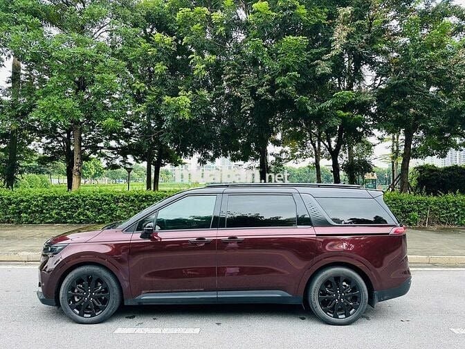Kia Carnival 2022 2.2D Premium 7 chỗ - 50000 km