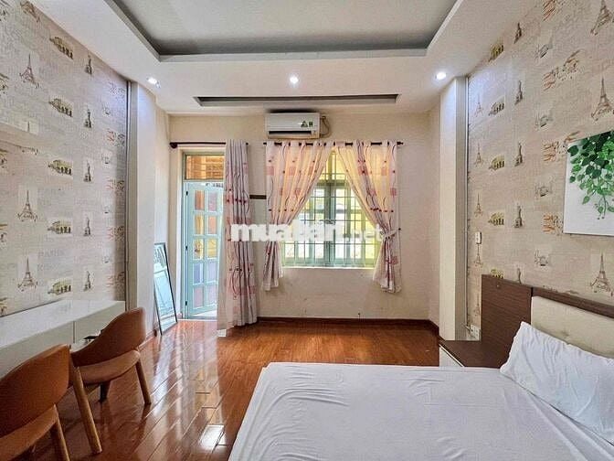 Cho Thuê Căn Hộ Tách Bếp Bancol Rộng 40m2 Gần Bigc Tô Hiến Thành Q10