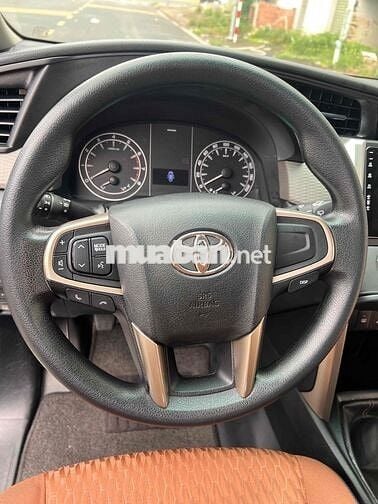 Toyota Innova 2018 2.0E - 67000 km