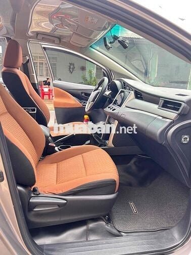 Toyota Innova 2018 2.0E - 67000 km