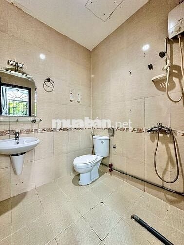 Phòng cao cấp ngay trung tâm Q7 ngay Lê Văn Lương gần Lotte Mark