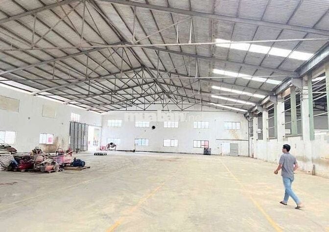 CHO  THUÊ  KHO  XƯỞNG (500m2) ĐƯỜNG THOẠI NGỌC HẦU. QUẬN TÂN PHÚ