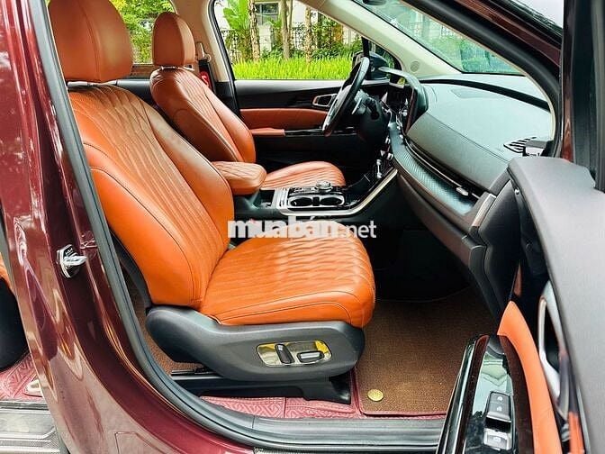 Kia Carnival 2022 2.2D Premium 7 chỗ - 50000 km
