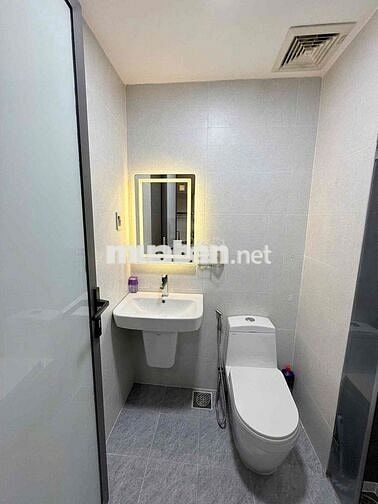 Cho thuê căn hộ 36m2. chung cư Garden Gate. gần sân bay TSN