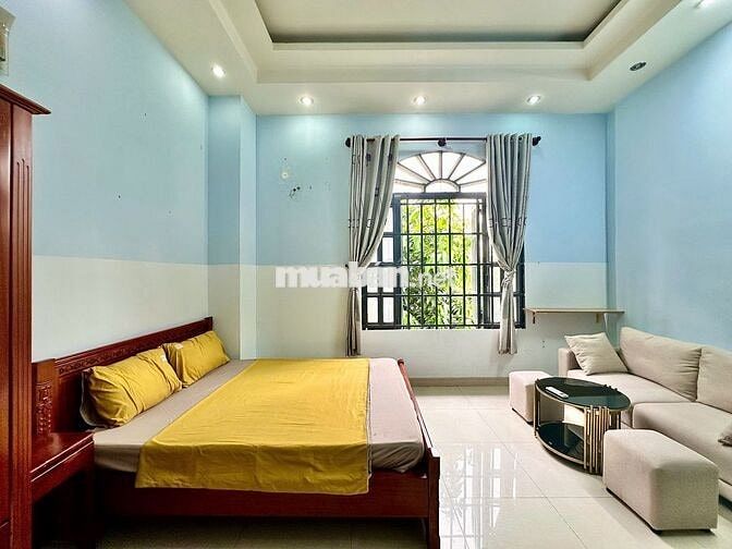 Phòng cao cấp ngay trung tâm Q7 ngay Lê Văn Lương gần Lotte Mark