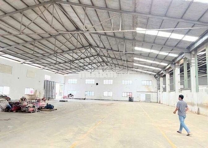 CHO  THUÊ  KHO  XƯỞNG (500m2) ĐƯỜNG THOẠI NGỌC HẦU. QUẬN TÂN PHÚ