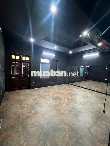 IÊU HOT TOÀ NHÀ DTSD HƠN 900m2 - Toà Nhà Vị Trí Đẹp Nhất Khu Văn Phòng
