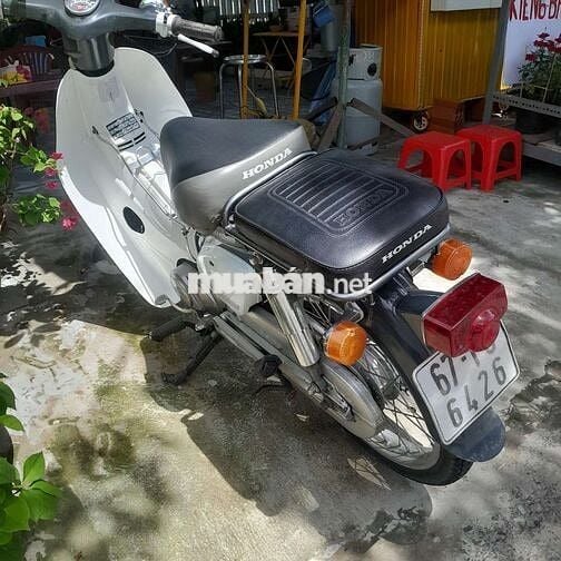 Bán xe cúp để k chạy