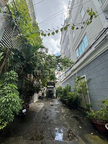 6 tầng thang máy góc 2MT hẻm 8m Lê Văn Sỹ Phú Nhuận giá chỉ 20.3 tỷ