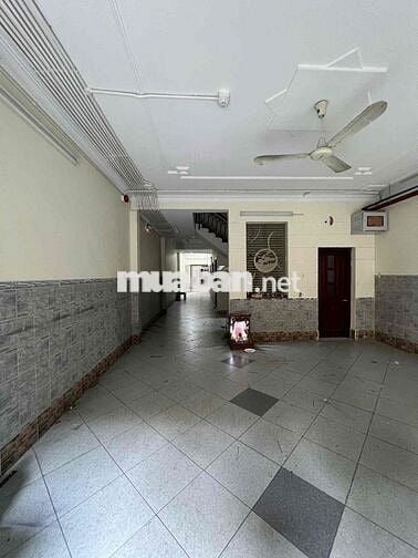 IÊU HOT TOÀ NHÀ DTSD HƠN 900m2 - Toà Nhà Vị Trí Đẹp Nhất Khu Văn Phòng