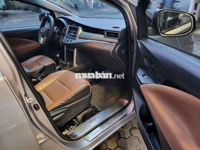 TOYOTA_INNOVA 2.0E SX 12/2019 MT Số Sàn MỚI 98%
