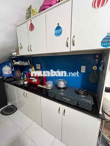 Hẻm Thông các đường lớn. nhà mới chỉnnh chu . Quận có giá trị cao