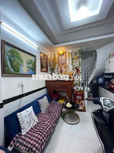 Hẻm Thông các đường lớn. nhà mới chỉnnh chu . Quận có giá trị cao