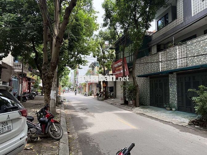 Bán mảnh đất phố Tây Trà mặt phố kinh doanh vip ô tô tránh nhau