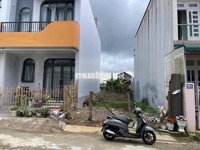 Đất Nguyễn Khuyến Bảo Lộc 5x15m Full thổ cư chỉ 2tỉ150tr