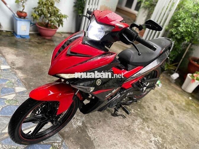 Exciter 12/2015 1 chủ mua mới xe zin đẹp 100%