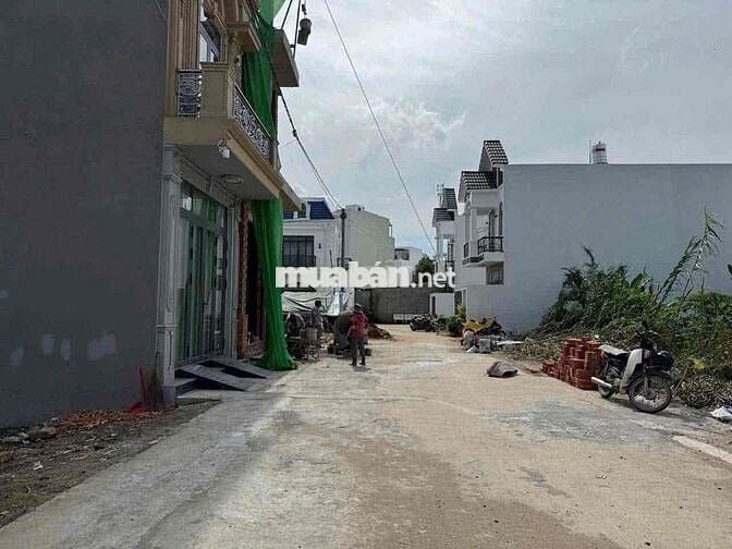 Nền đẹp thổ cư hẻm 388Z lộ 7m giá 2,35 tỷ