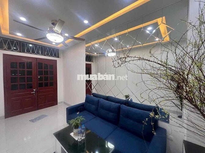 BÁN NHÀ HỒ ĐẮC DI - 6.8 TỶ- 28M - 3 NGỦ - FULL NỘI THẤT GẦN HỒ