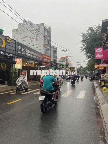 MT NGUYỄN VĂN KHỐI, P8, GÒ VẤP. DT 4×30, 2 LẦU.