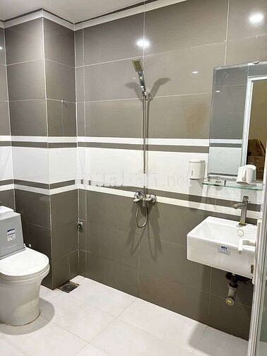 NHÀ ĐẸP 2 LẦU 80M2 3PN 4WC SÂN OTO GẦN CHỢ HIỆP BÌNH, PHẠM VĂN ĐỒNG