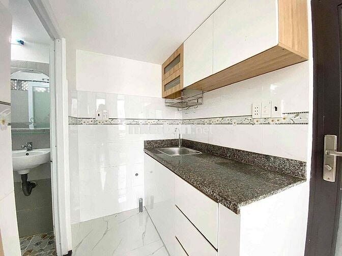💥DUPLEX BANCOL _ FULL NT _ NHÀ SẴN THANG MÁY _ ĐỐI DIỆN ETOWN Cộng Hoà