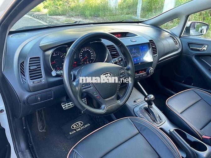 Kia K3 2014 1.6 AT - 97000 km