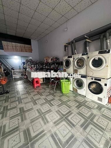 Em muốn Chuyển Nhượng lại Mặt Bằng Kinh Doanh Giặt Sấy