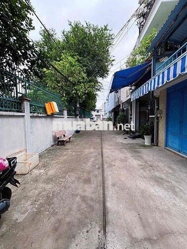 Bán nhà Gò Xoài H6m thông 2tầng 4x11. 2pn 2tolet sổ vuôn vức 4ty6 TL.