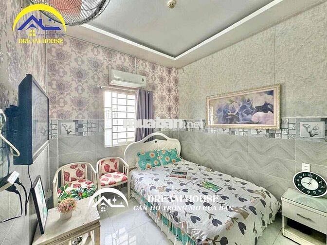 STUDIO SIÊU XINH ĐẦY ĐỦ NỘI THẤT +  CỬA SỔ TRỜI + MÁY LẠNH