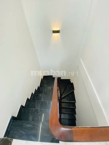 Bán nhà riêng 35m2x5 tầng, Yên Ngưu, Tam Hiệp Thanh Trì, 6,3 tỷ