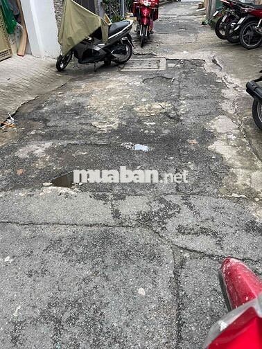 nhà 1 trệt . 1 lâu . 1PN . 1BD