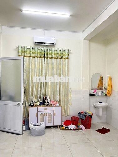 Nhượng lại gấp trước 15/10 căn nhà Tân Thời Nhì, Hóc Môn 900tr