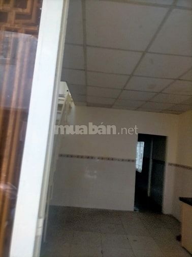 Cho thuê nhà mặt tiền số 72 Nguyễn Duy phường Chánh Hưng, 4x10m, 2 lầu