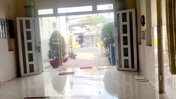 Nhượng lại gấp trước 15/10 căn nhà Tân Thời Nhì, Hóc Môn 900tr