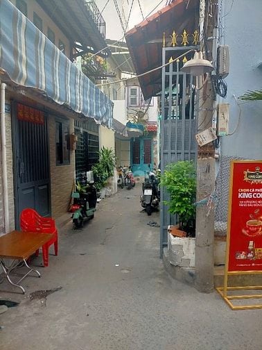 Cho thuê nhà mặt tiền số 72 Nguyễn Duy phường Chánh Hưng, 4x10m, 2 lầu