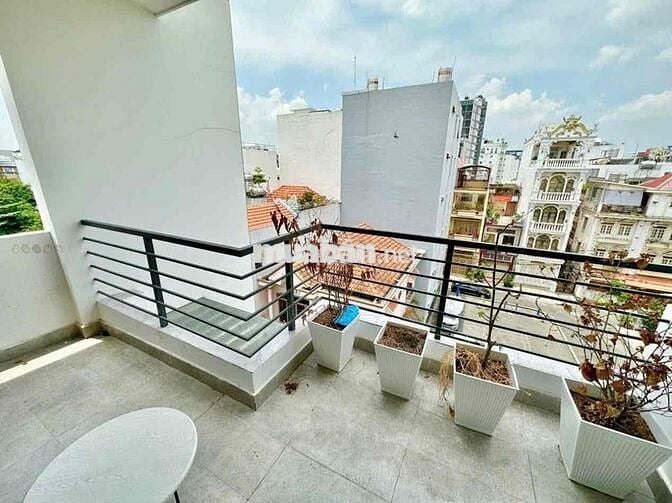 ✨Thuê Ngay Căn Hộ 40m2 Có Ban Công Máy Giặt Riêng,Ngay Phan Xích Long✨