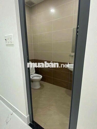 Cho Thuê Nhà Đường Tô Hiệu, Tân Phú ( 100m2 - Nhà Rộng Suốt Đẹp )