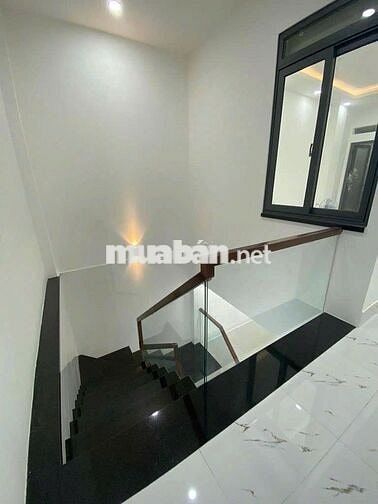 Cho Thuê Nhà Đường Tô Hiệu, Tân Phú ( 100m2 - Nhà Rộng Suốt Đẹp )