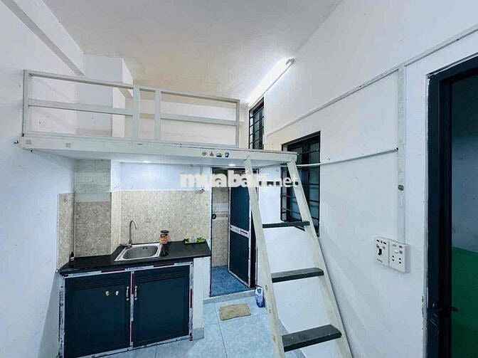 PHÒNG TRỌ GIÁ RẺ CHỈ 3TR7 GÁC / CỬA SỔ FREE XE NGAY THÍCH QUẢNG ĐỨC