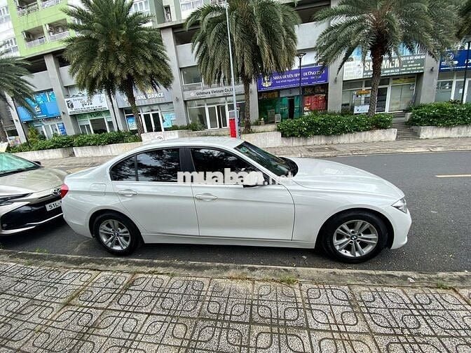 chính chủ bán xe bmw 320i đăng kí 4/2016