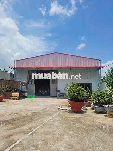 BÁN NHÀ XƯỞNG TIỆN KINH DOANH CTY